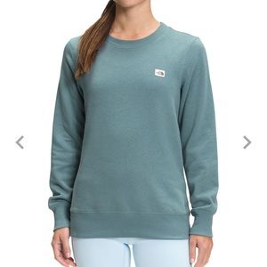 NWOT XS North Face crewneck